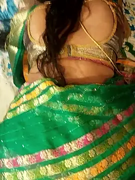 Snapshot of monarani5986 chatting on February 11, 2026, 3:50 pm monarani5986 online show from February 11, 2026, 3:50 pm