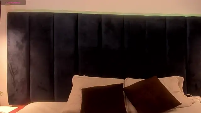 Snapshot of LiilyAdams chatting on March 2, 2026, 8:04 pm LiilyAdams online show from March 2, 2026, 8:04 pm