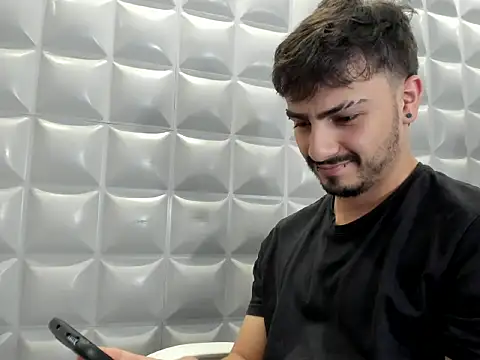 Jack Daniel   online show from October 7, 2025, 3:09 pm