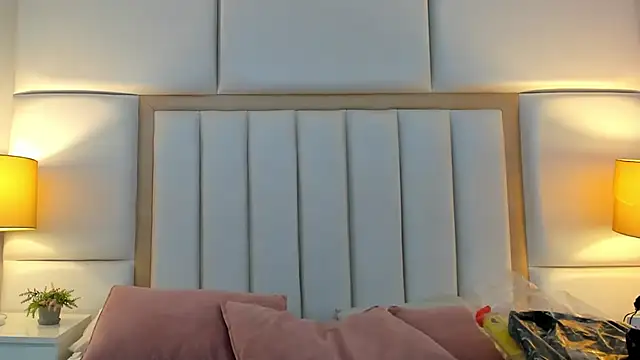 LaylaaDoll online show from December 20, 2025, 6:37 pm