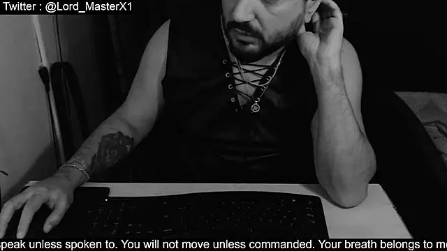 Lord MasterX online show from November 11, 2025, 4:01 am