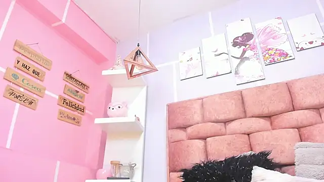 alix noa online show from September 25, 2025, 7:39 pm