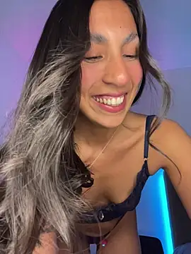 Snapshot of MaddyX__ chatting on July 17, 2026, 8:24 pm MaddyX online show from July 17, 2026, 8:24 pm
