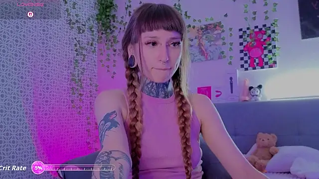 LilithPoison online show from July 15, 2026, 9:09 pm