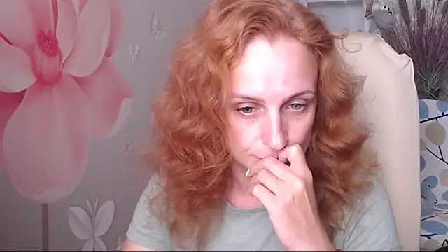 Snapshot of Venus_love1 chatting on June 12, 2026, 4:39 pm Venus love1 online show from June 12, 2026, 4:39 pm
