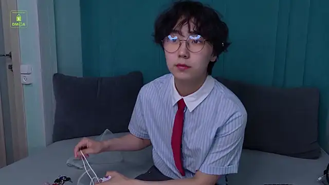 Snapshot of HeejinWang chatting on July 9, 2026, 10:19 am HeejinWang online show from July 9, 2026, 10:19 am