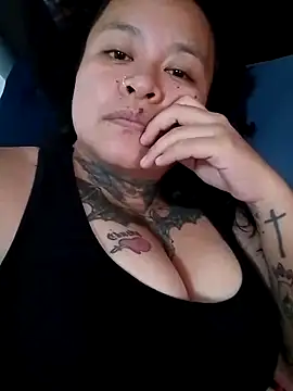 Snapshot of agnesvela chatting on October 17, 2025, 6:16 am agnesvela online show from October 17, 2025, 6:16 am