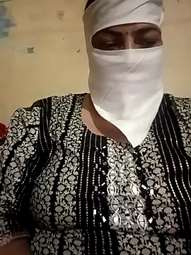 Love-890 online show from October 17, 2025, 2:19 pm