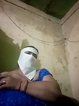 Love-890 online show from October 18, 2025, 5:03 pm