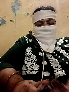 Love-890 online show from October 29, 2025, 1:57 pm