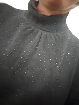 Snapshot of Aaisha-16 chatting on January 6, 2026, 3:32 am Aaisha-16 online show from January 6, 2026, 3:32 am