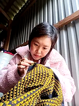 Snapshot of Siathong chatting on September 28, 2025, 1:44 am Siathong online show from September 28, 2025, 1:44 am