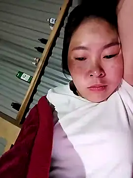 Snapshot of Siathong chatting on October 4, 2025, 2:04 pm Siathong online show from October 4, 2025, 2:04 pm