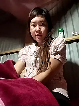 Snapshot of Siathong chatting on October 16, 2025, 9:49 pm Siathong online show from October 16, 2025, 9:49 pm