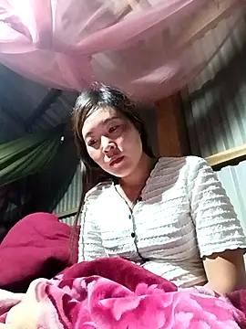 Snapshot of Siathong chatting on October 17, 2025, 12:30 pm Siathong online show from October 17, 2025, 12:30 pm