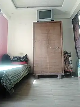 Love40777 online show from October 23, 2025, 5:40 am