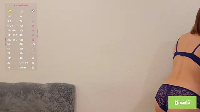 vanessa one  online show from October 18, 2025, 9:43 am