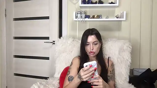 Snapshot of ArinaAmour chatting on July 14, 2026, 6:35 pm ArinaAmour online show from July 14, 2026, 6:35 pm
