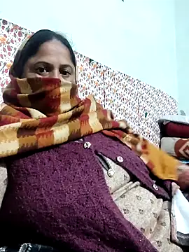 Mmm143 online show from December 19, 2025, 12:23 pm