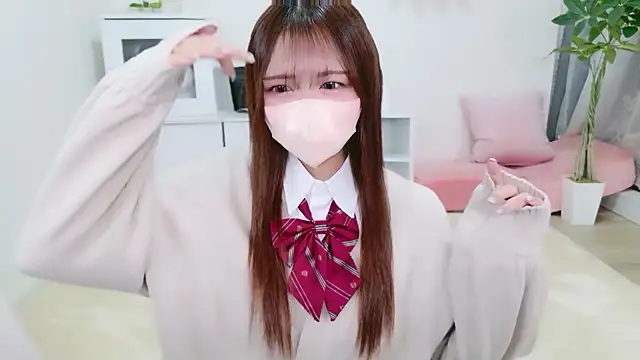 Yurika ch online show from November 10, 2025, 1:43 pm