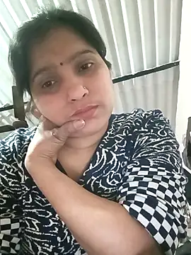 Snapshot of aliya-jaan71 chatting on February 9, 2026, 4:22 pm aliya-jaan71 online show from February 9, 2026, 4:22 pm