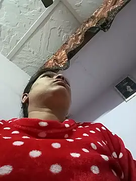 Snapshot of aliya-jaan71 chatting on February 10, 2026, 2:21 pm aliya-jaan71 online show from February 10, 2026, 2:21 pm