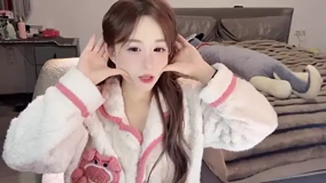 naiyaomeimei online show from December 20, 2025, 3:52 pm