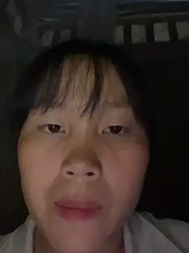 huong-18 online show from November 9, 2025, 2:37 pm