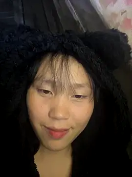 huong-18 online show from November 11, 2025, 1:55 pm