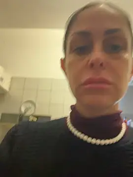 ainaht online show from February 12, 2026, 8:09 am