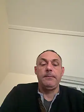 IdledEquation online show from September 16, 2025, 2:29 pm