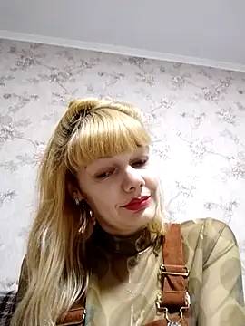 AliceSwan1122 online show from October 17, 2025, 8:44 pm