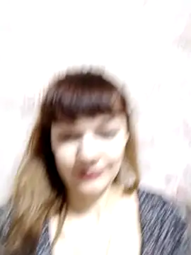 AliceSwan1122 online show from December 3, 2025, 10:19 pm