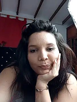 Snapshot of EMILEYA_31 chatting on September 18, 2025, 3:08 am EMILEYA 31 online show from September 18, 2025, 3:08 am
