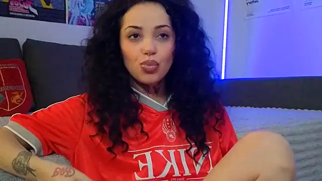 Snapshot of KiraQuinn1 chatting on February 26, 2026, 4:50 pm KiraQuinn1 online show from February 26, 2026, 4:50 pm