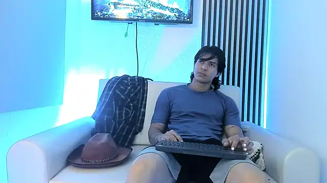 toji luxxer online show from October 11, 2025, 1:49 am