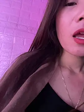 Moon pusy online show from January 5, 2026, 10:46 pm