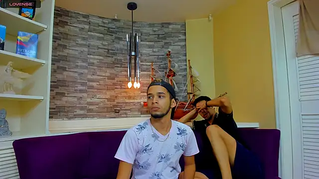 Juicy Creww online show from September 21, 2025, 10:17 am