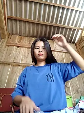 huexixi online show from September 16, 2025, 1:28 am