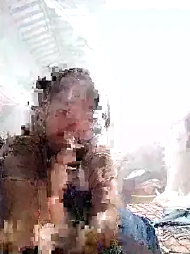 huexixi online show from October 3, 2025, 1:02 am