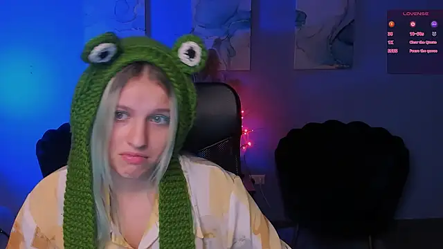 kaela spell  online show from November 14, 2025, 1:10 pm