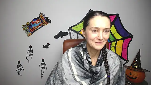 TayaFinch online show from November 1, 2025, 2:30 pm