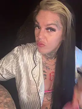 DIRTY PAISLEY X online show from January 6, 2026, 6:55 pm