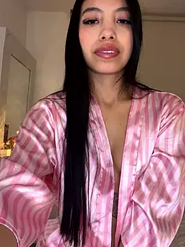 Tiffany Low online show from January 11, 2026, 9:36 am