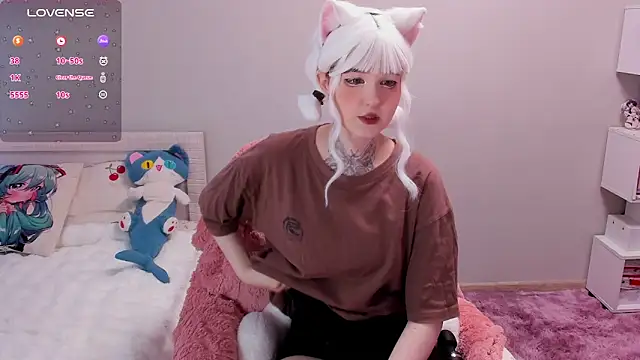 lil purr  online show from September 20, 2025, 10:16 am
