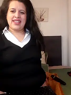 Andrea secret  online show from March 13, 2026, 12:12 pm