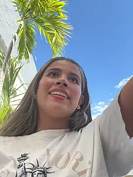 EMILIIA RICHTER   online show from October 18, 2025, 7:25 pm