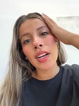 EMILIIA RICHTER   online show from October 25, 2025, 7:08 pm