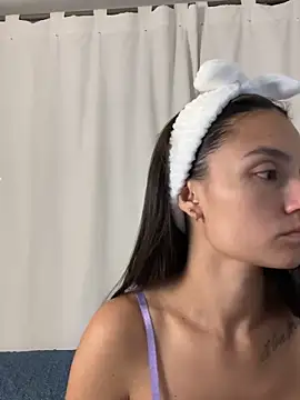 MiaKane99 online show from January 7, 2026, 2:36 am