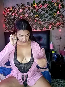 Isabela Foxx1 online show from September 19, 2025, 7:14 pm